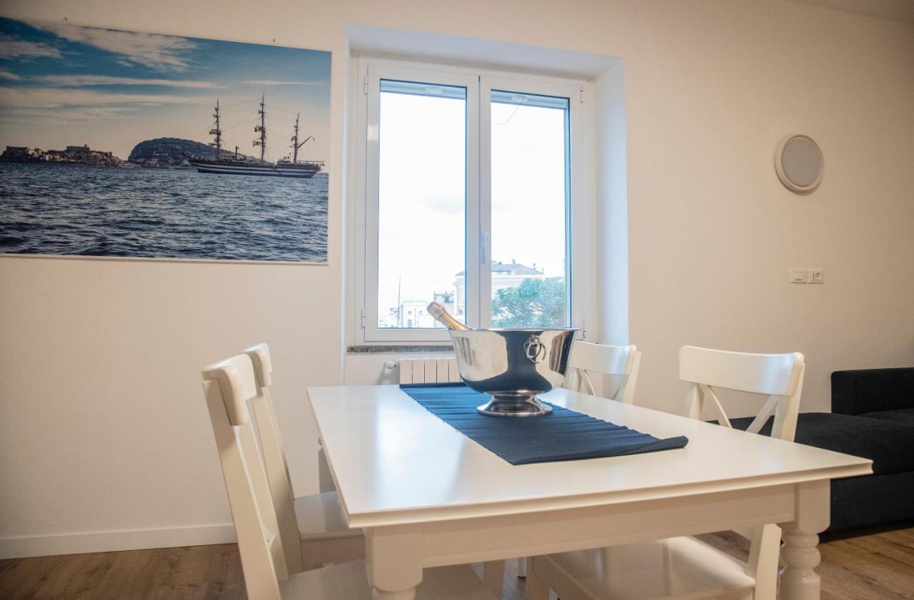 La Finestra Sul Mare Apartment Гаета Екстериор снимка