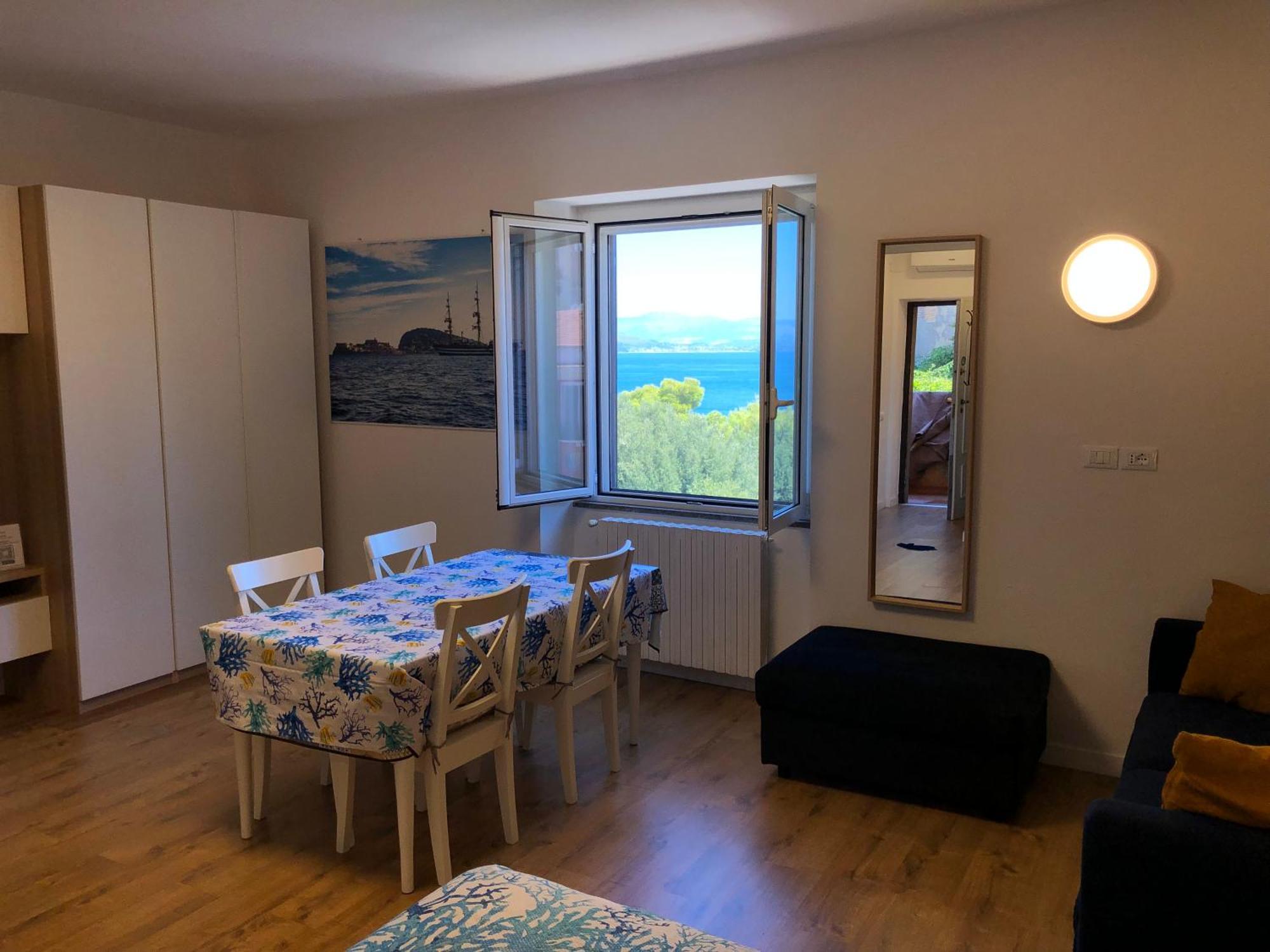 La Finestra Sul Mare Apartment Гаета Екстериор снимка